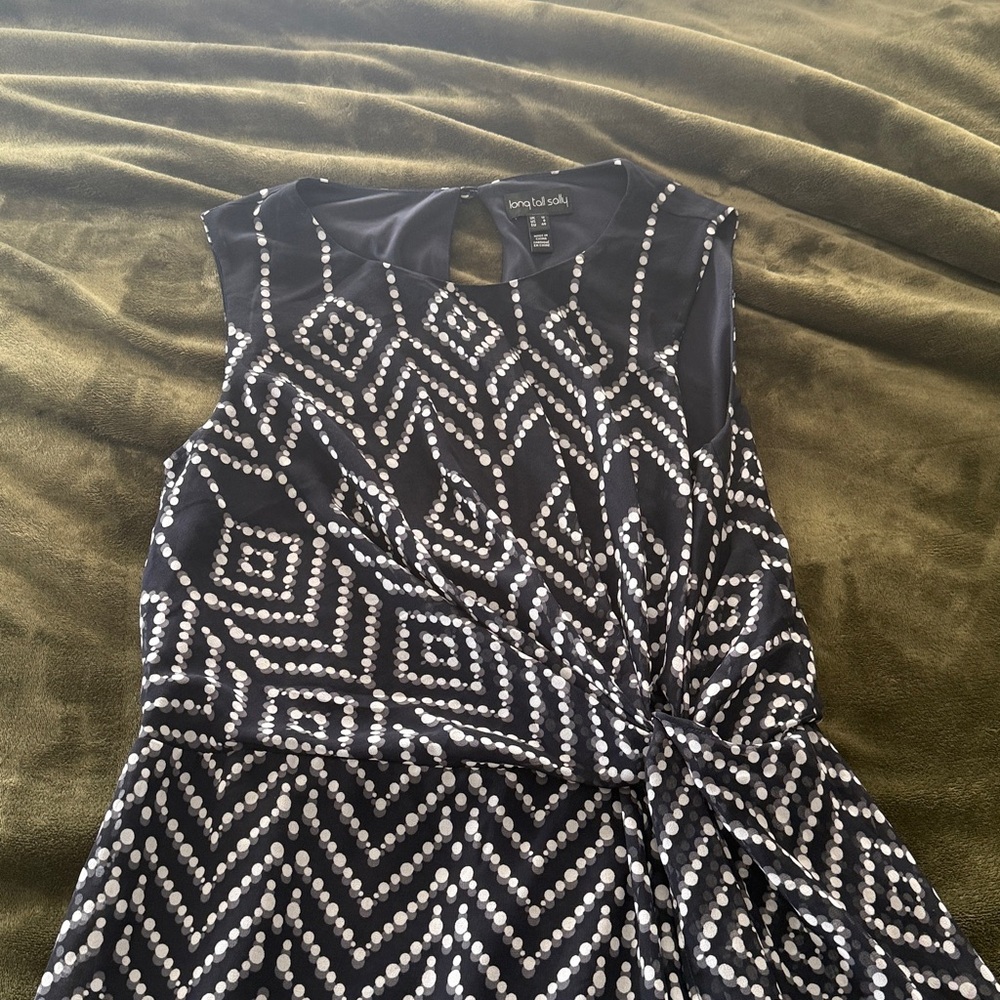 Long Tall Sally Women's Navy Blue Dotted Georgette Twist Dress Size 8 NWT